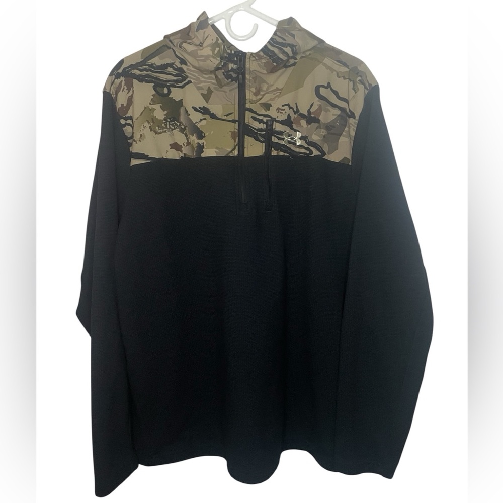 Like New Under Armour Black/Camo Specialist Grid 1/2 Zip Hoodie - Men’s XXL